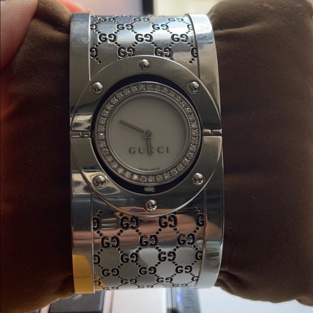 Gucci Watch with Diamonds and Mother of Pearl Face